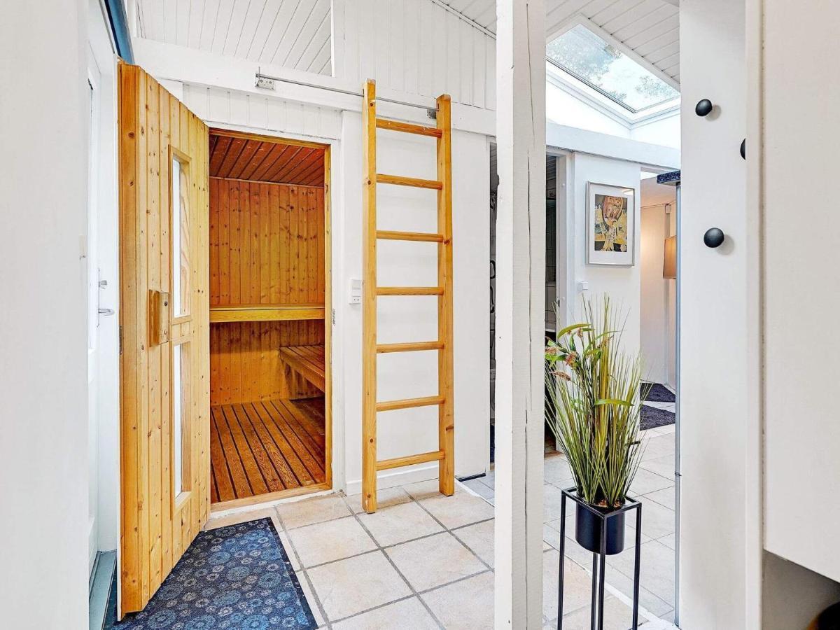 8 Person Holiday Home In R M Kongsmark Buitenkant foto